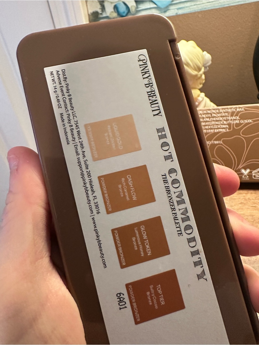 Pinky b beauty hot commodity bronzer palette BNIP - Picture 4 of 5